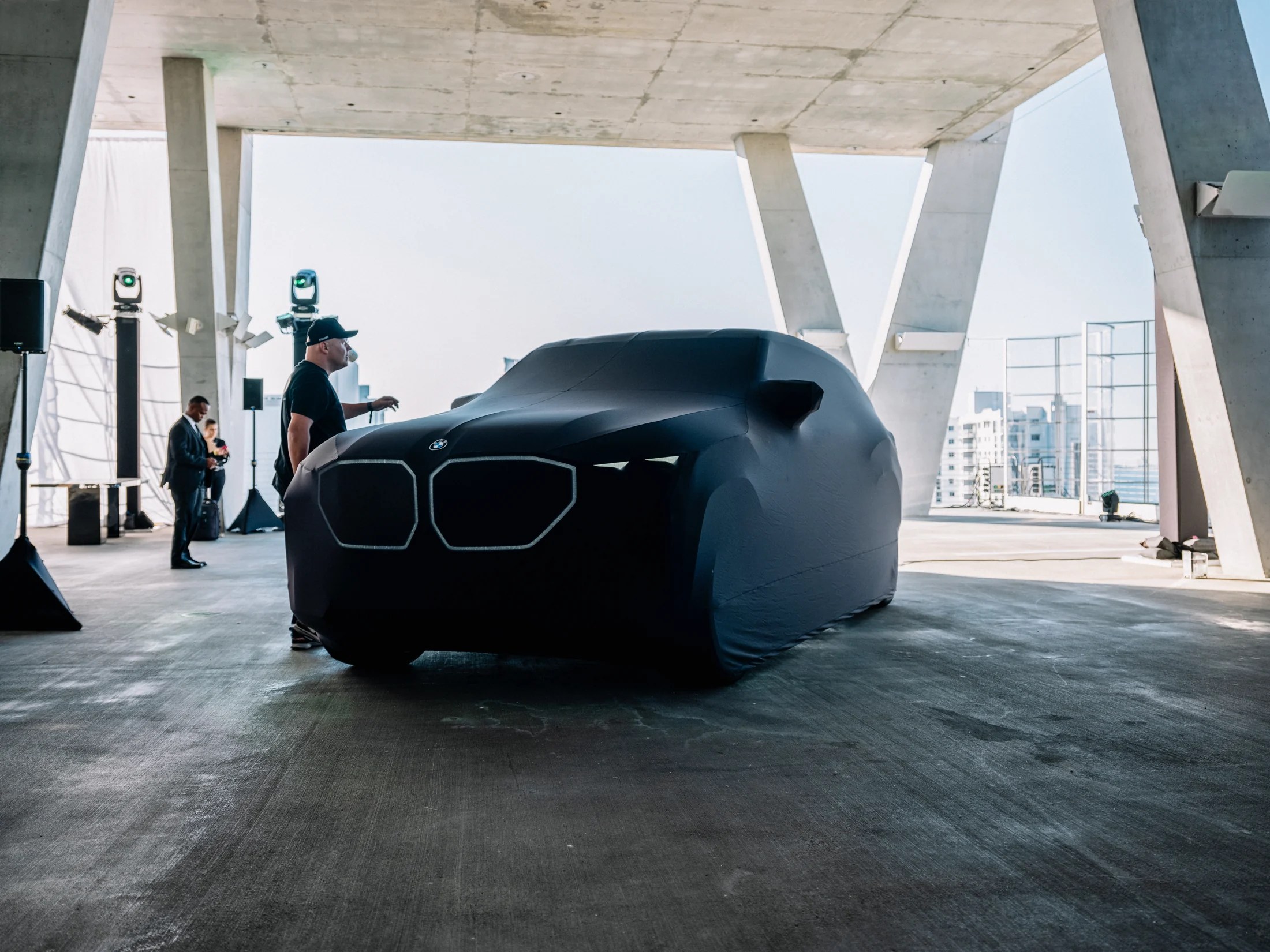 BMW Concept XM / Before the reveal