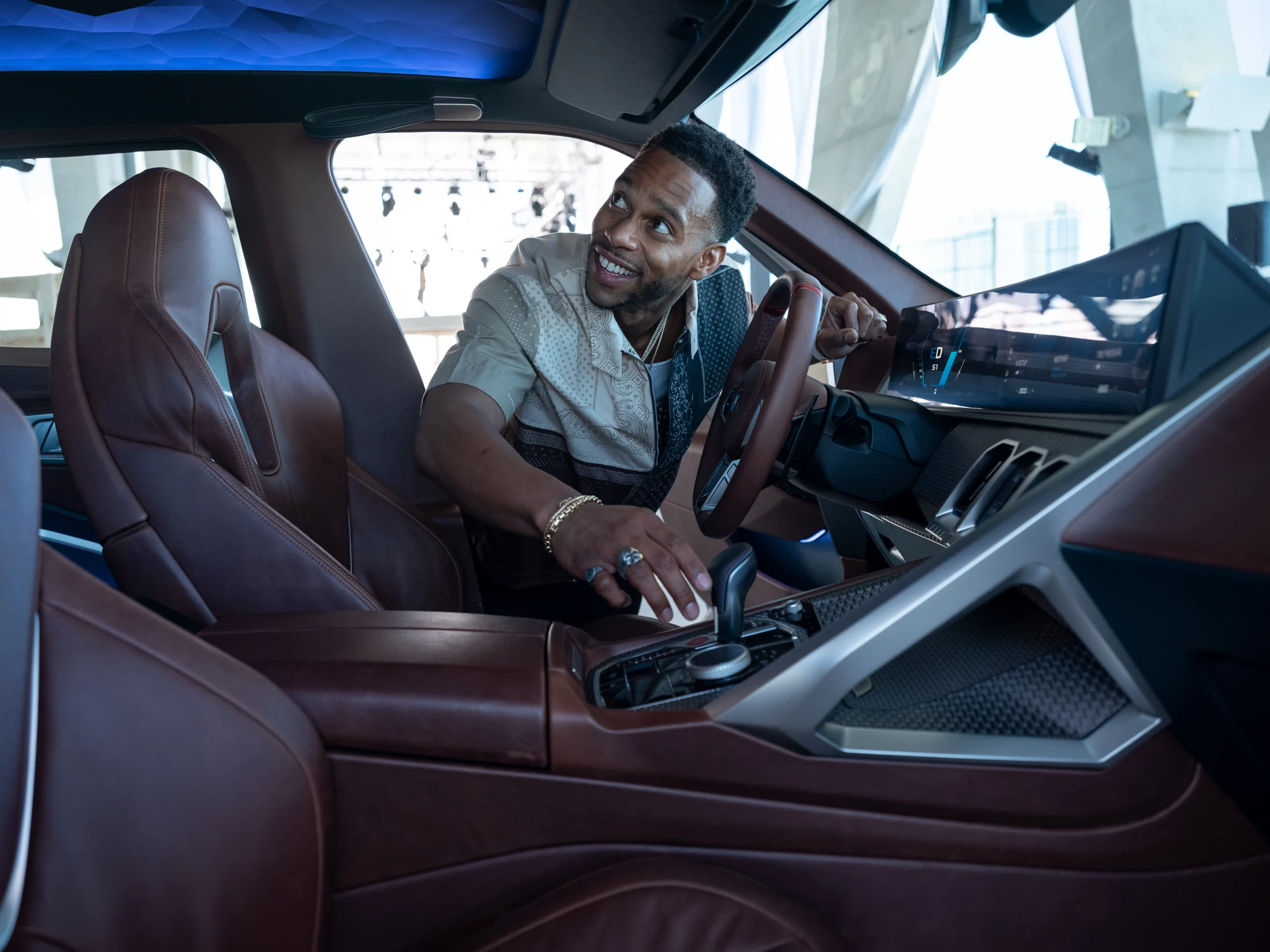 Victor Cruz / Interior details