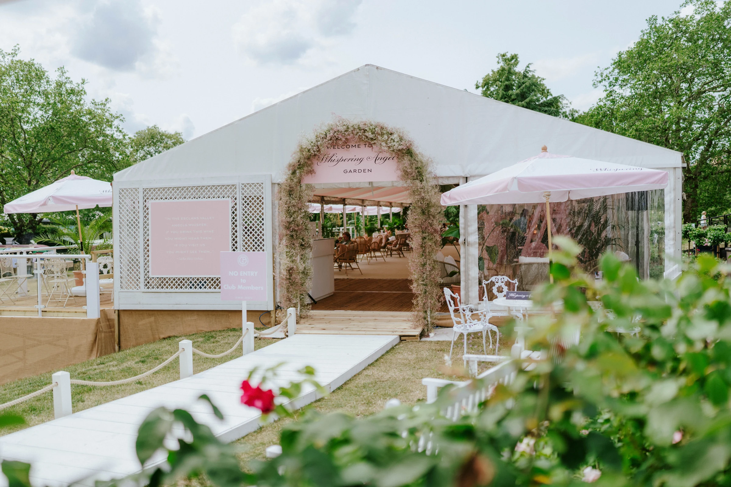 Hurlingham / Garden entrance / Photography: Kris Humphreys