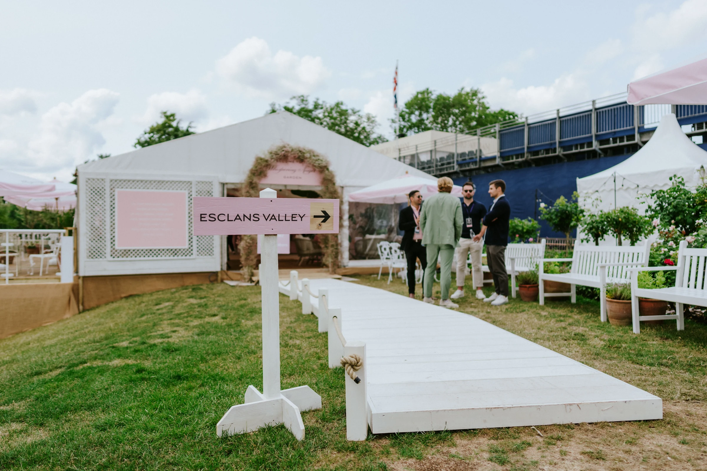 Hurlingham / Directional signage / Photography: Kris Humphreys