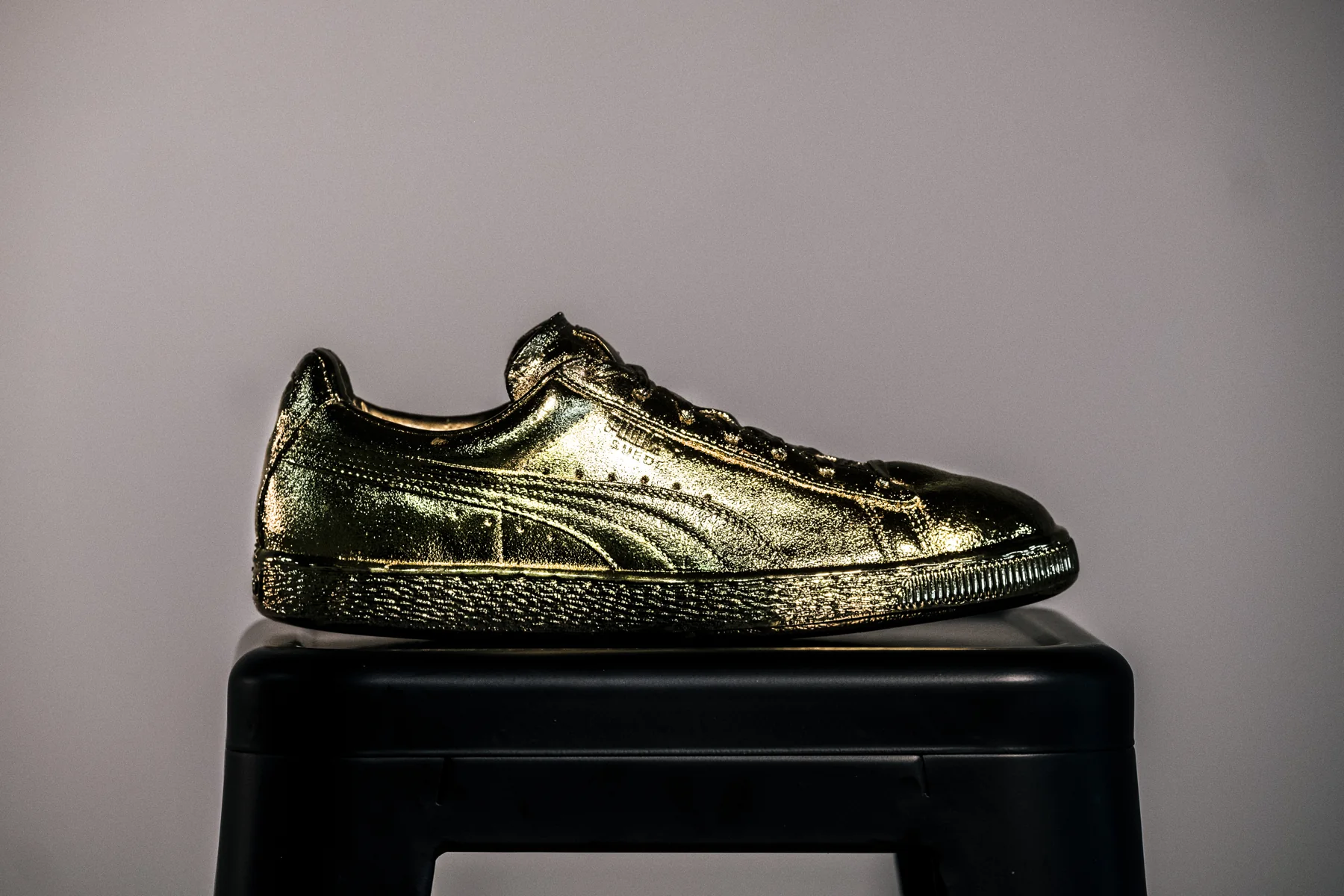 Gold PUMA Suede / Detail