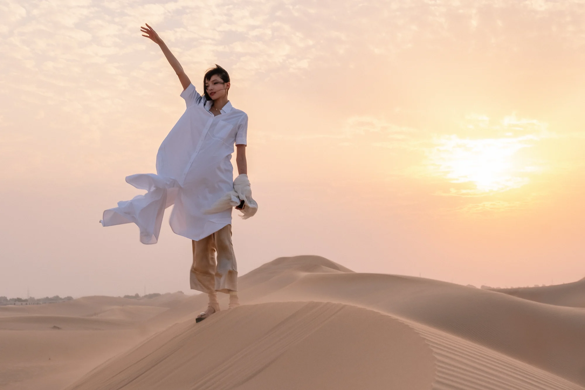 Xiao Wen Ju / Abu Dhabi